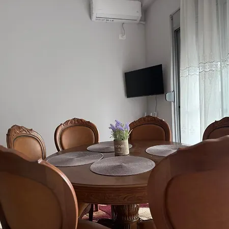 Vlore Central Apartment *